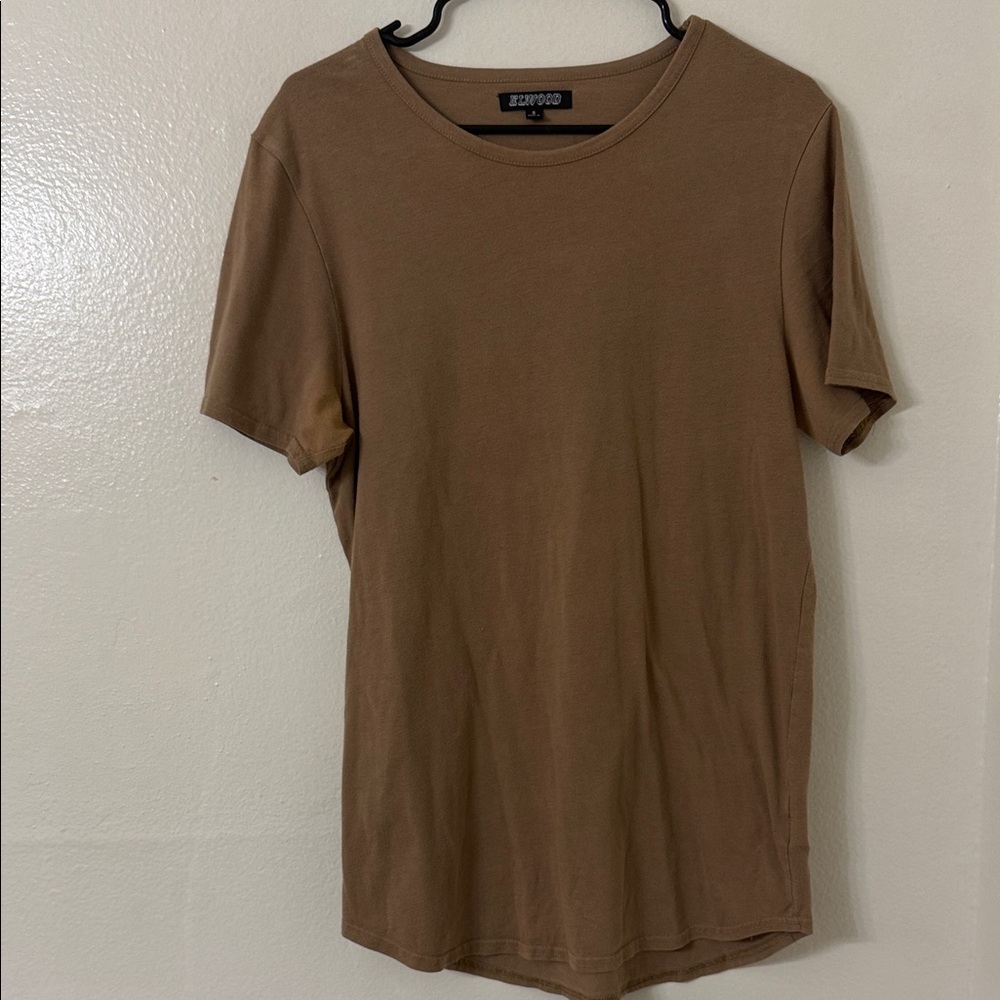 Used- Elwood, Brown Short Sleeve Longline T-Shirt w/ Curved Hem - Size: S